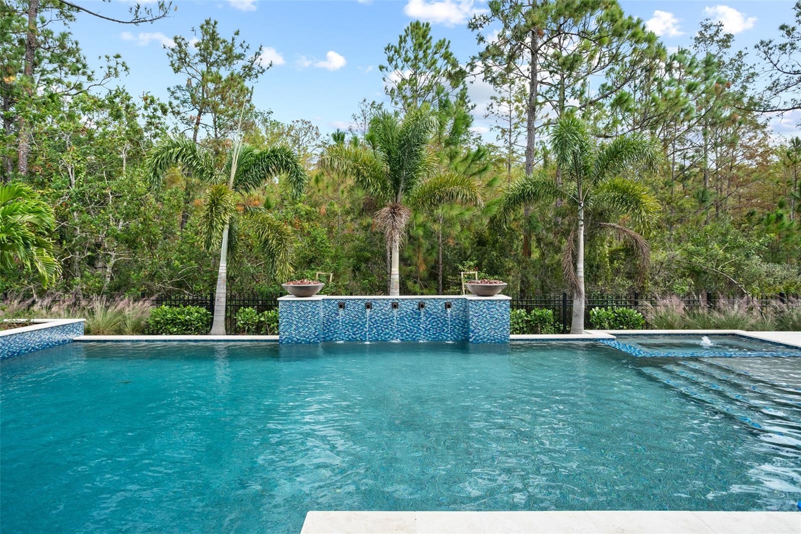 O6339148 Property Photo