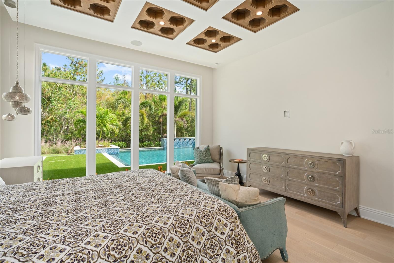 O6339148 Property Photo