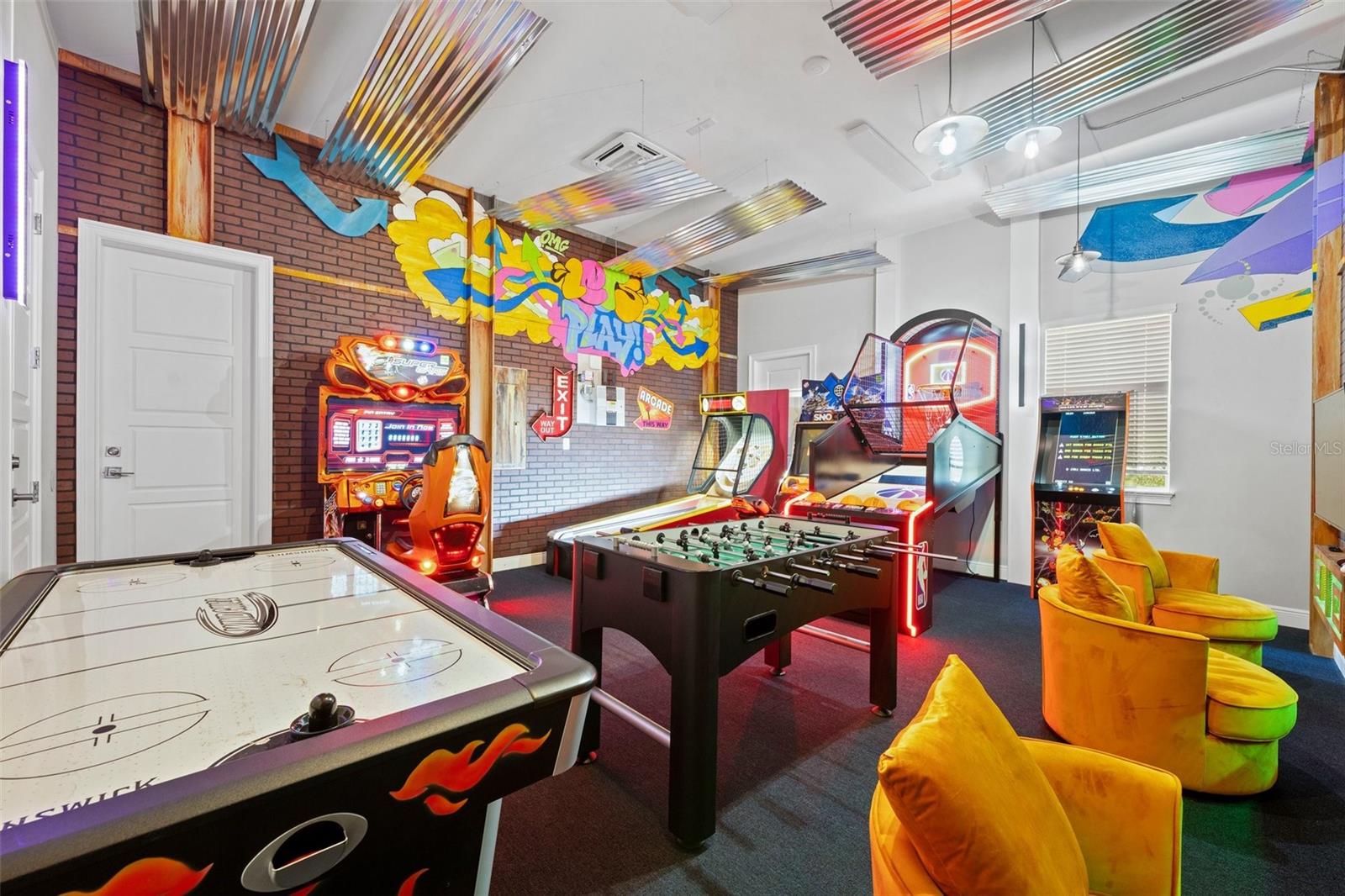 O6339149 Property Photo