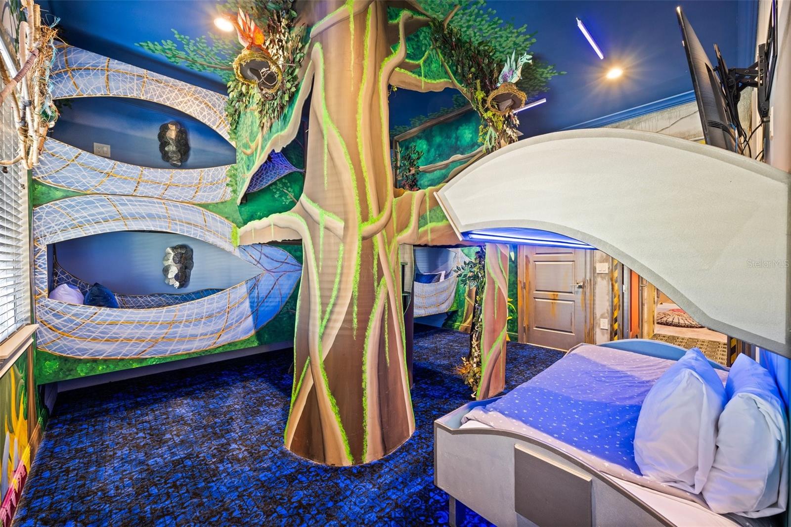 O6339149 Property Photo