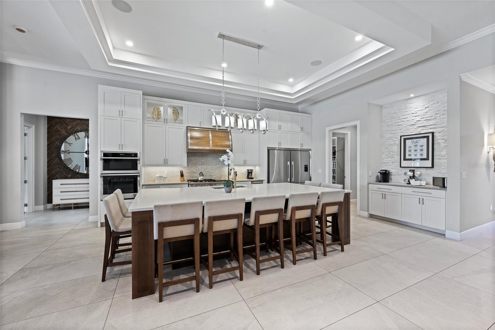 O6339149 Property Photo