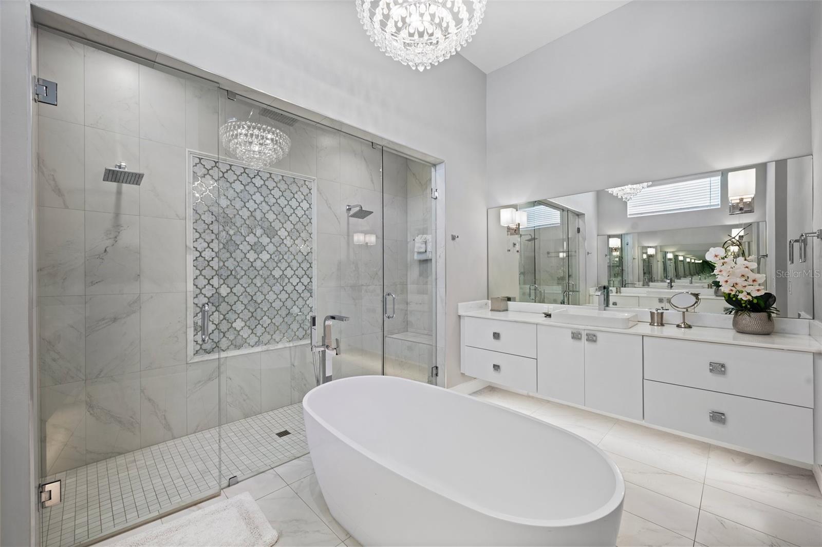 O6339149 Property Photo