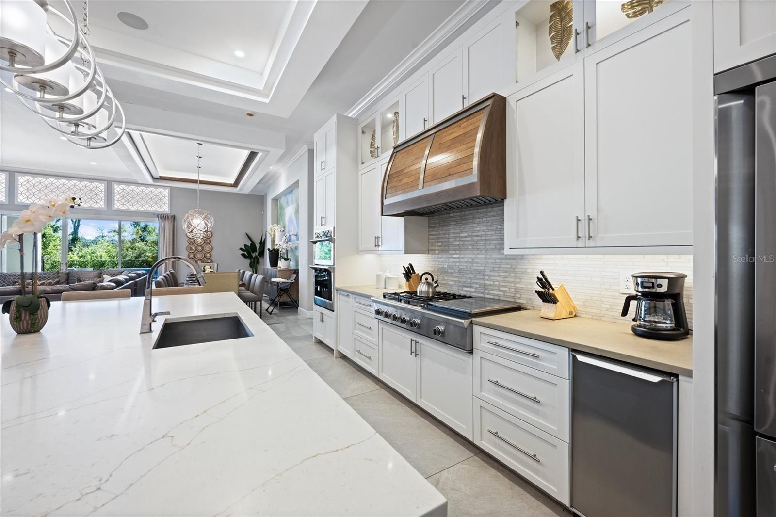 O6339149 Property Photo