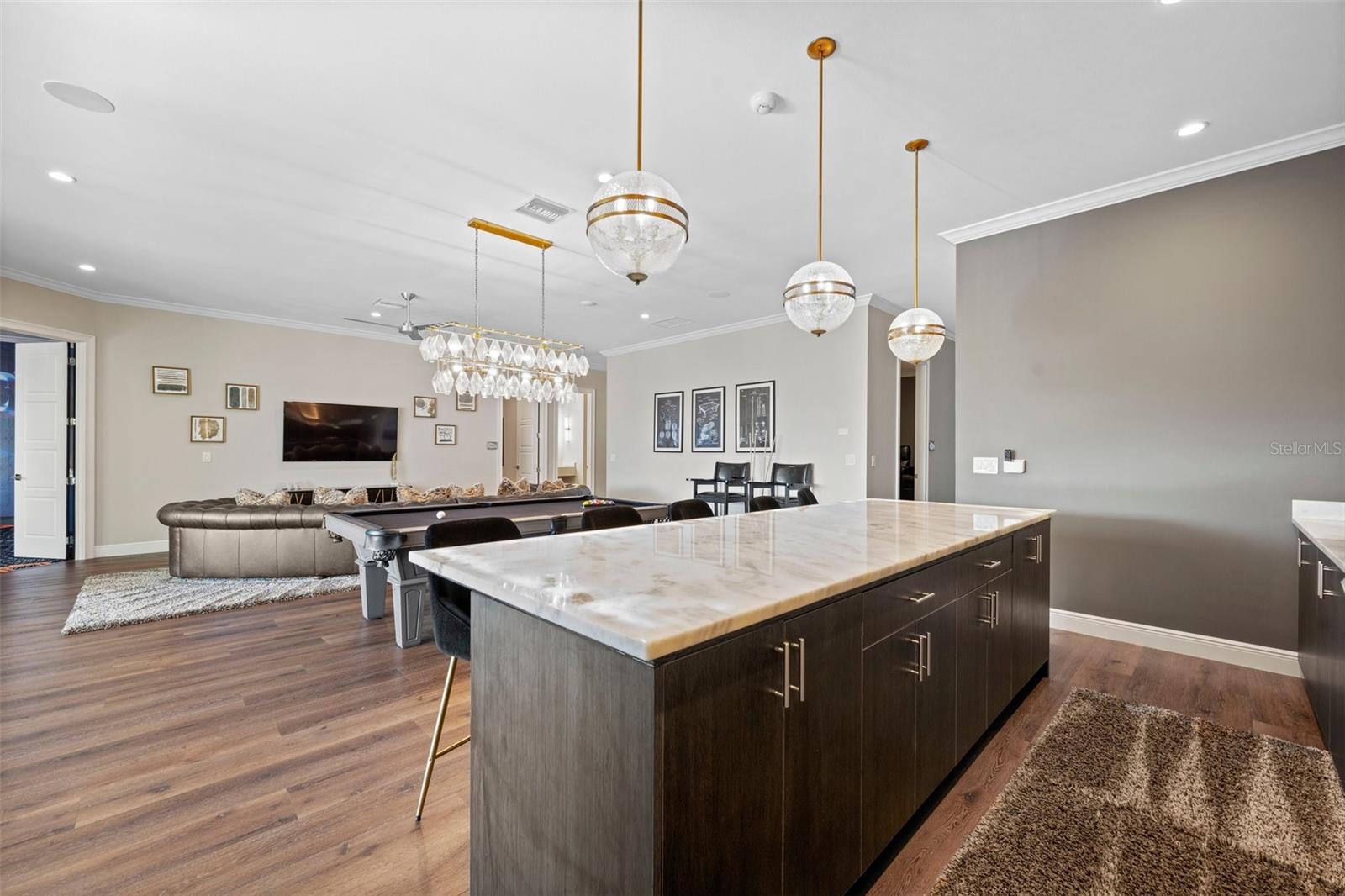 O6339149 Property Photo