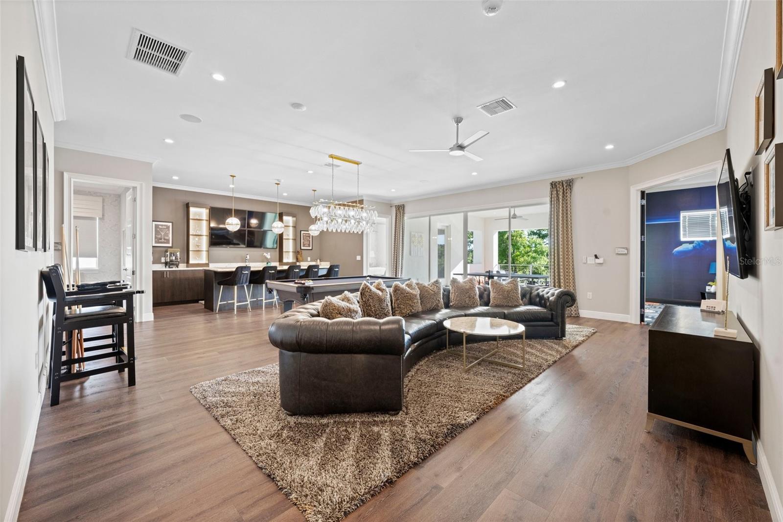 O6339149 Property Photo