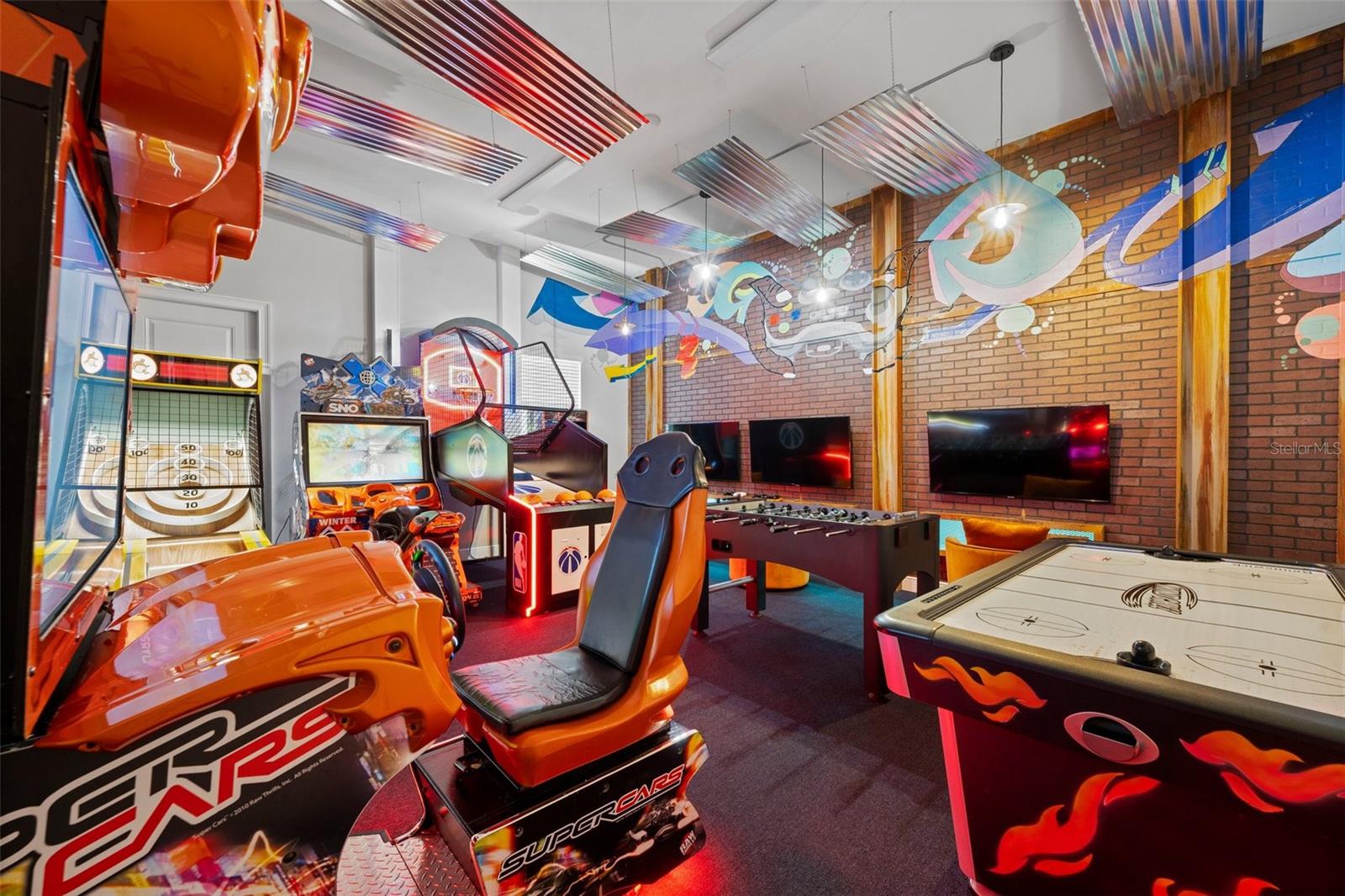 O6339149 Property Photo