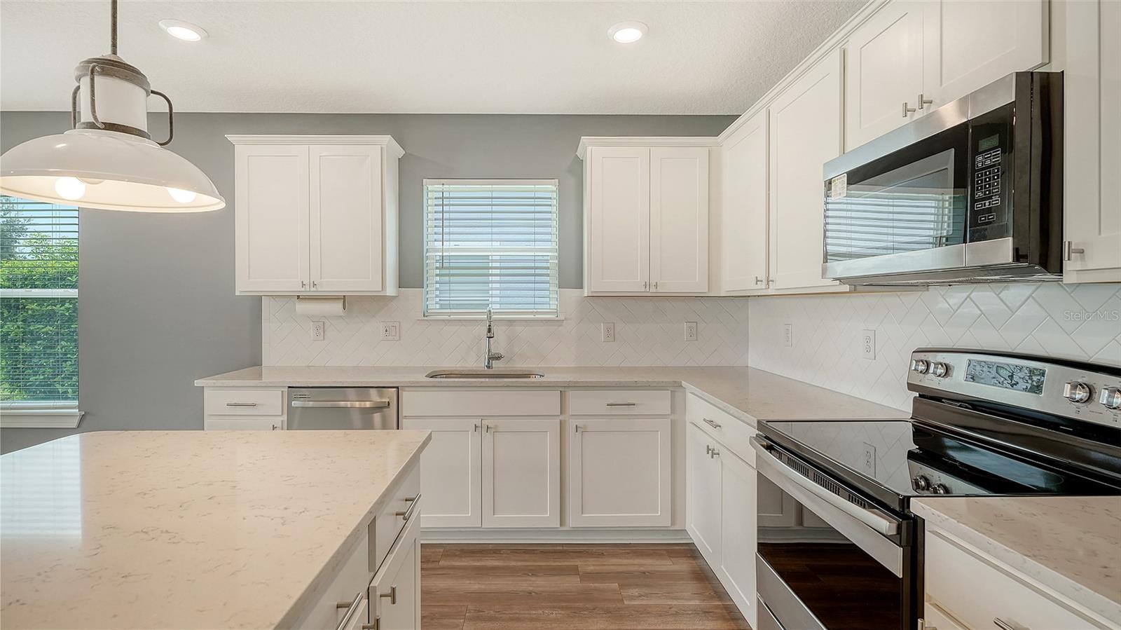 9304 ROYAL RIVER CIR, PARRISH, FL, 34219