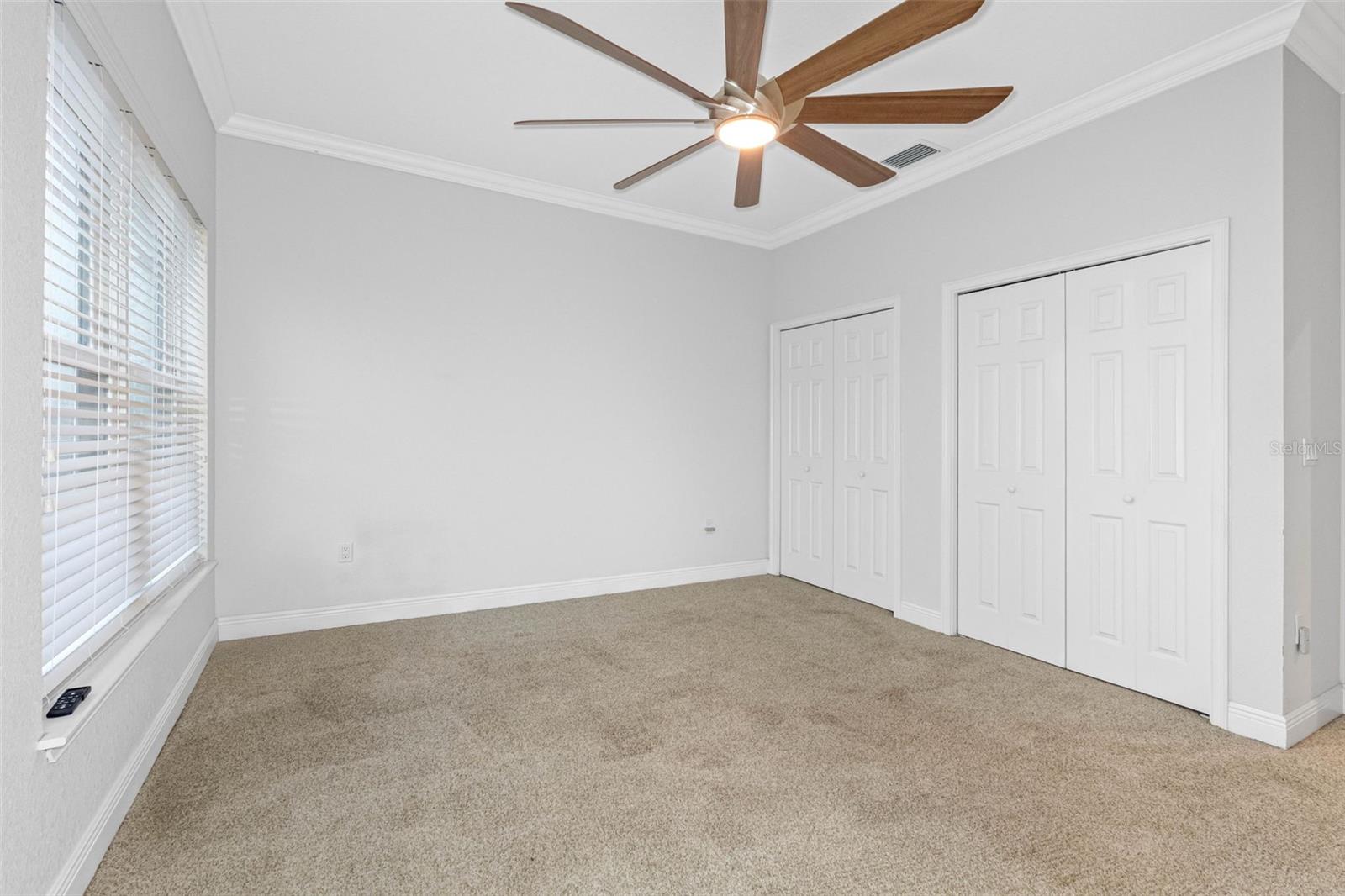 TB8421610 Property Photo