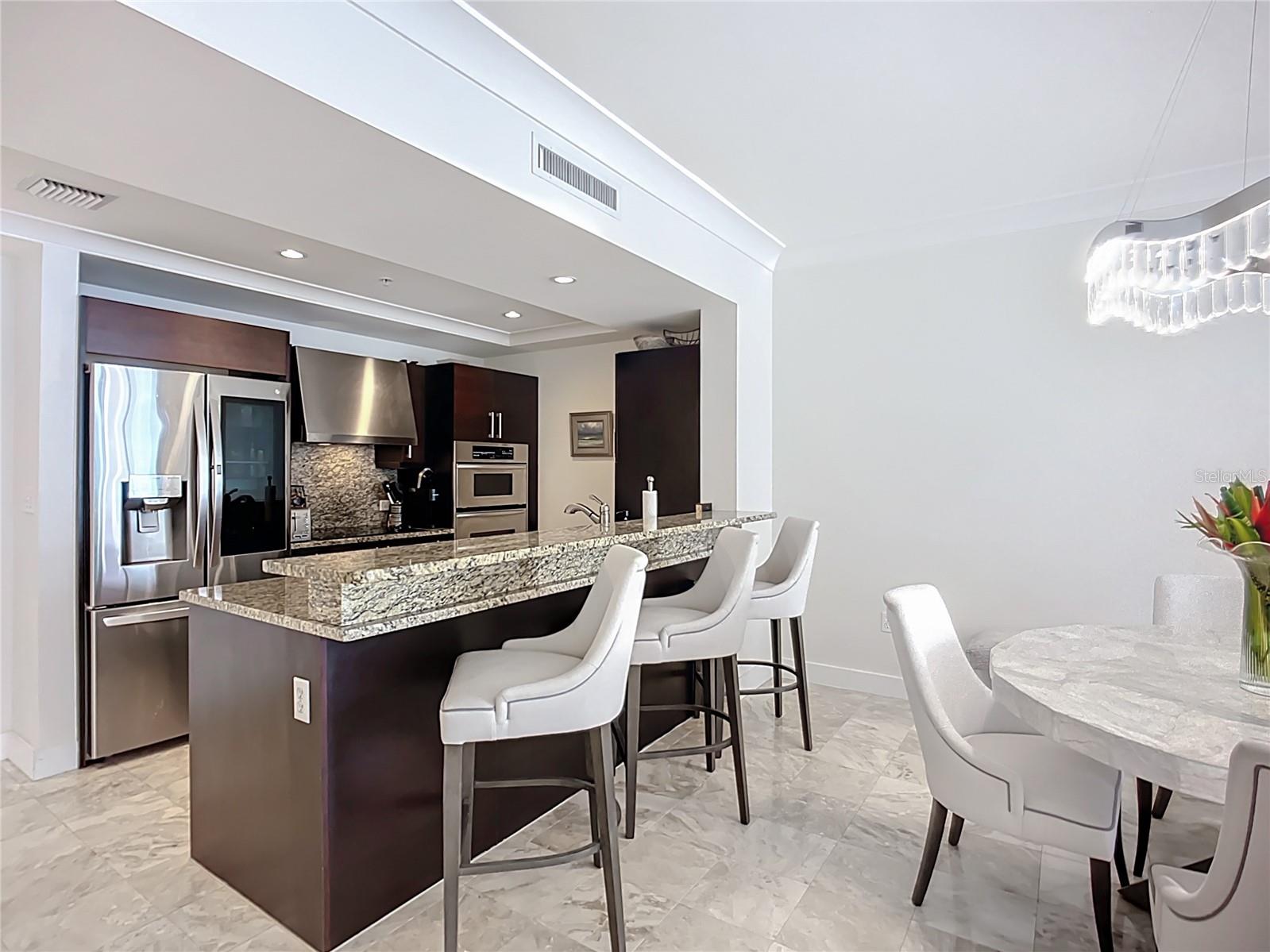 A4663308 Property Photo