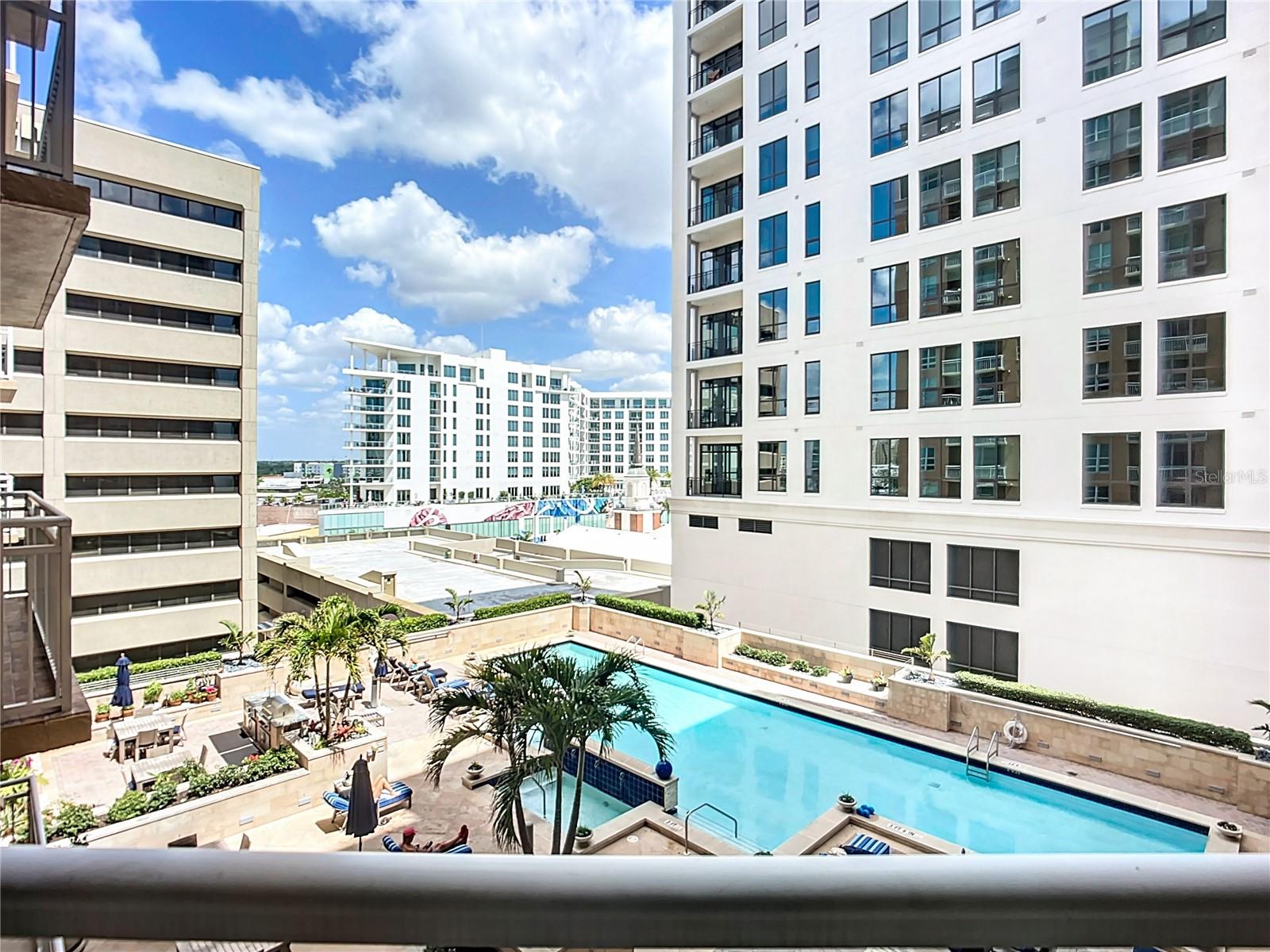 A4663308 Property Photo