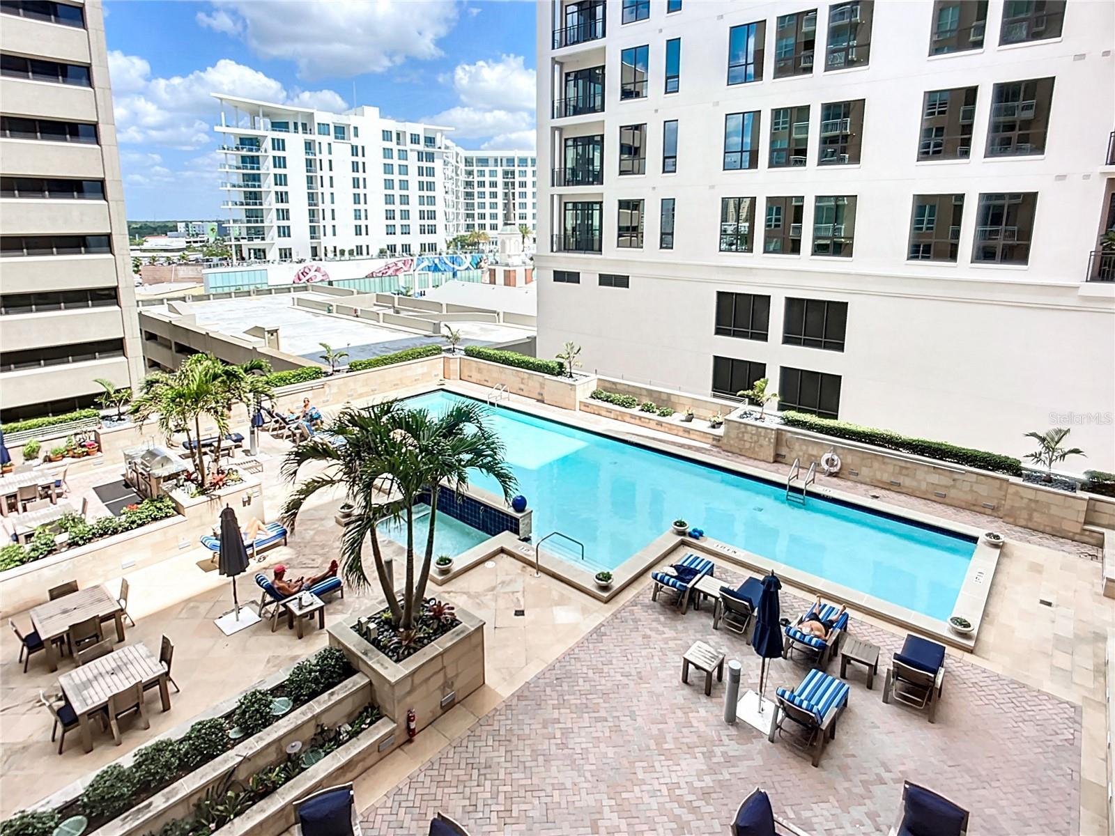 A4663308 Property Photo