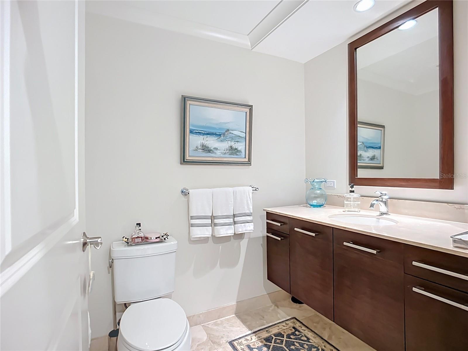 A4663308 Property Photo