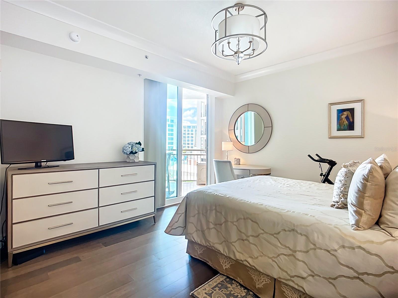 A4663308 Property Photo