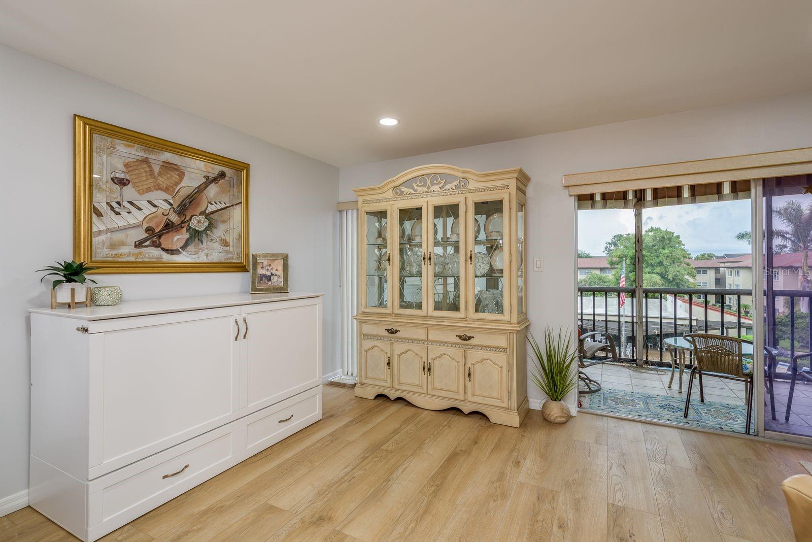 TB8421628 Property Photo