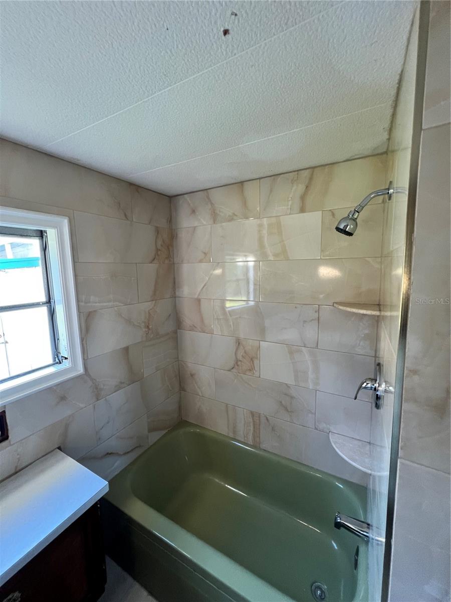 A4663325 Property Photo