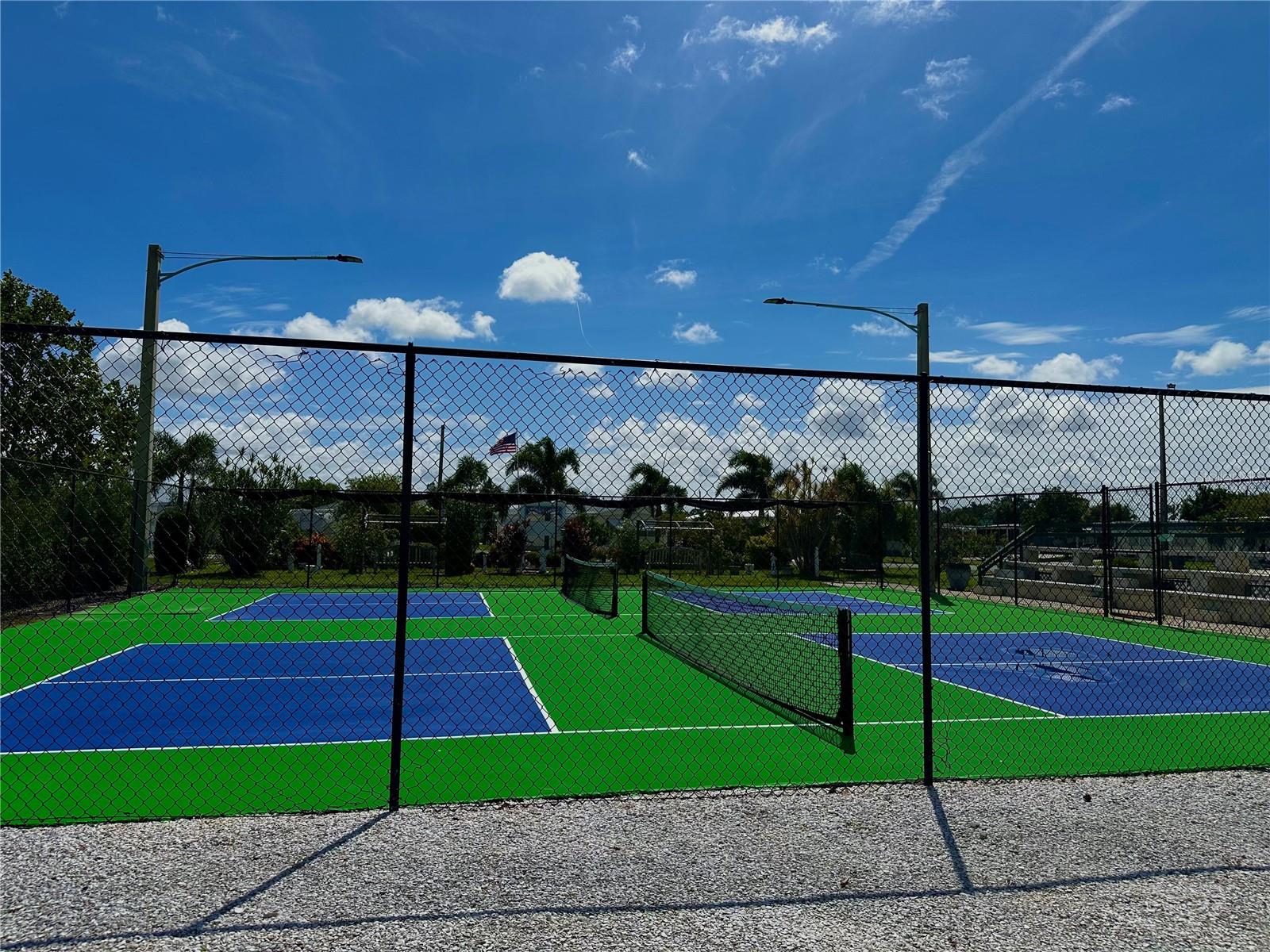 A4663325 Property Photo