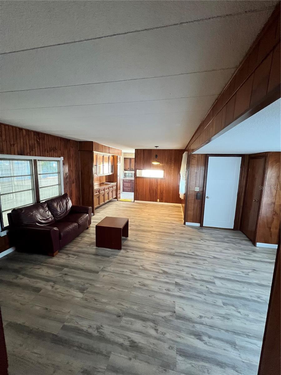 A4663325 Property Photo