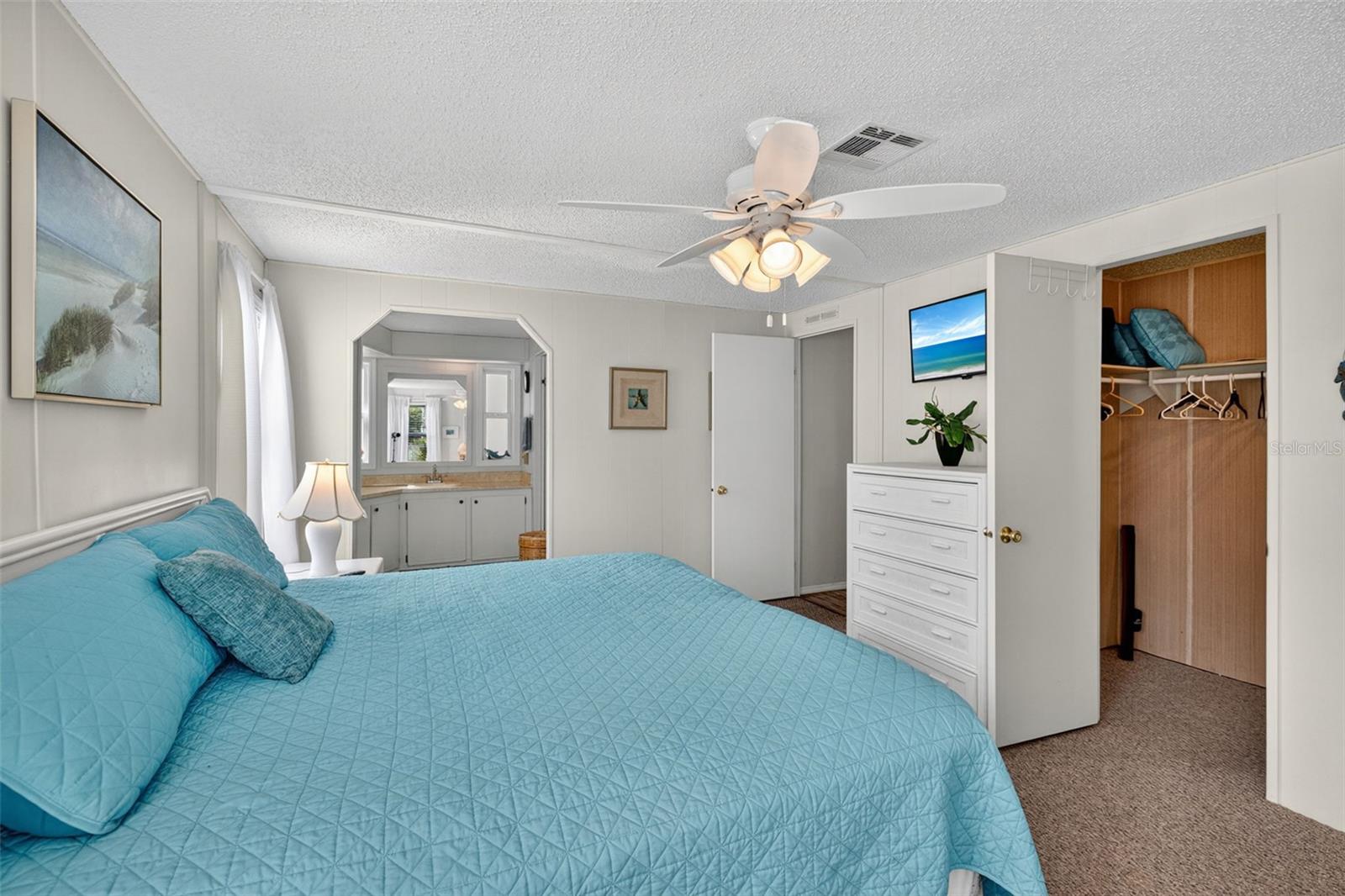 415 VILLA NUEVA CIR, NORTH PORT, FL, 34287