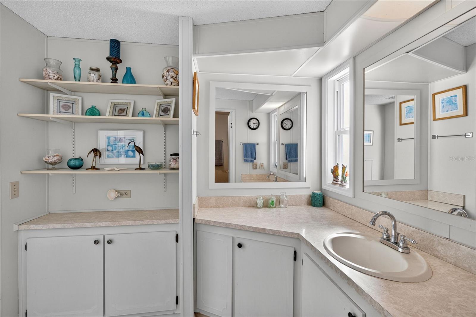 415 VILLA NUEVA CIR, NORTH PORT, FL, 34287