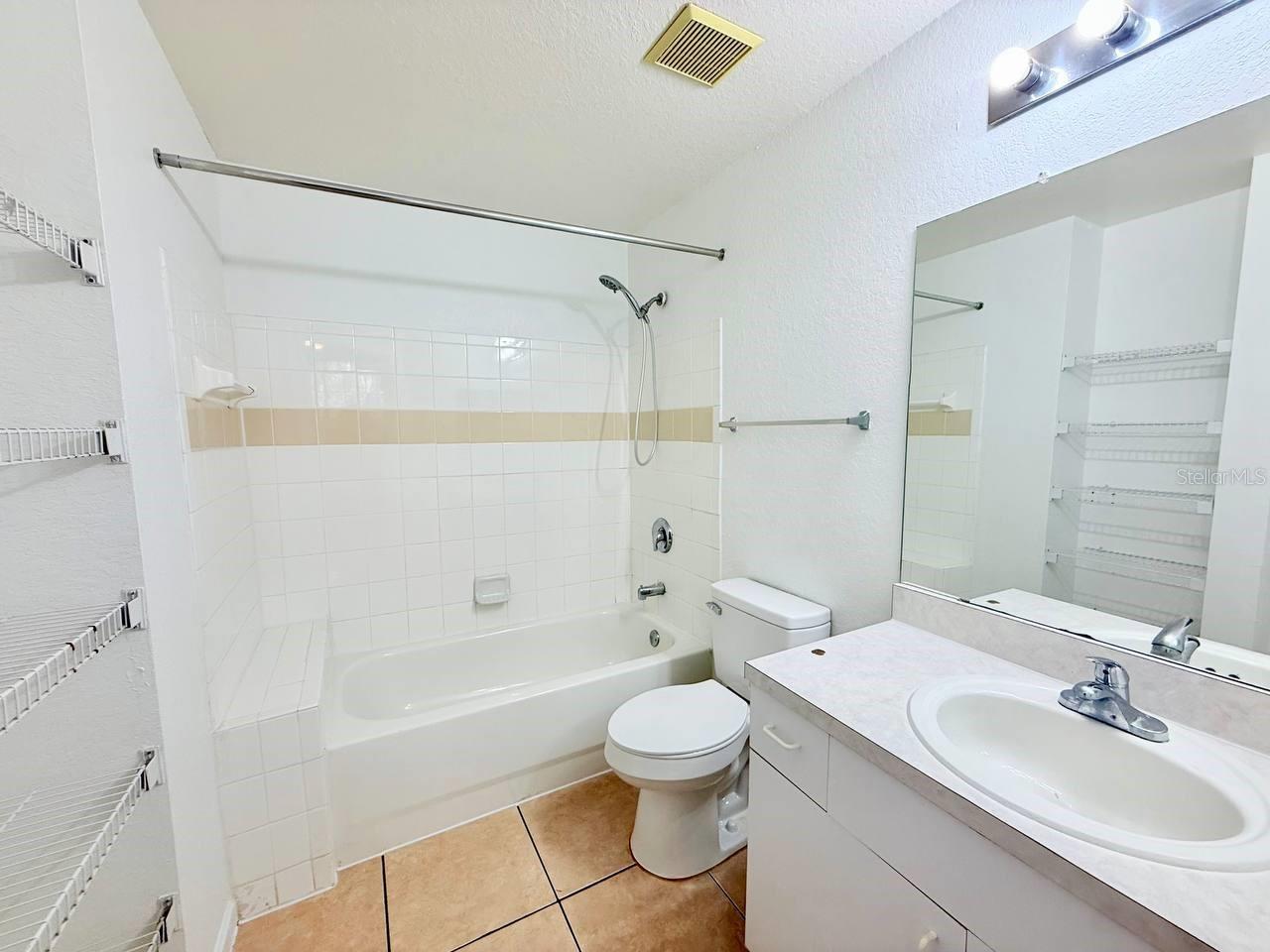 17112 CARRINGTON PARK DR #932, TAMPA, FL, 33647