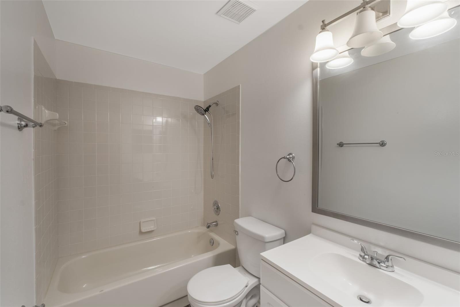 424 CLUB DR, WINTER SPRINGS, FL, 32708