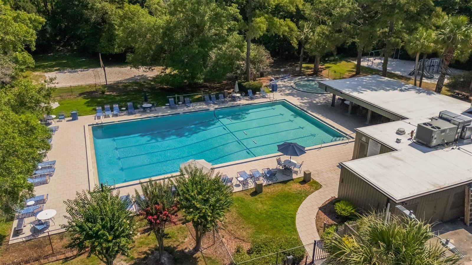 424 CLUB DR, WINTER SPRINGS, FL, 32708