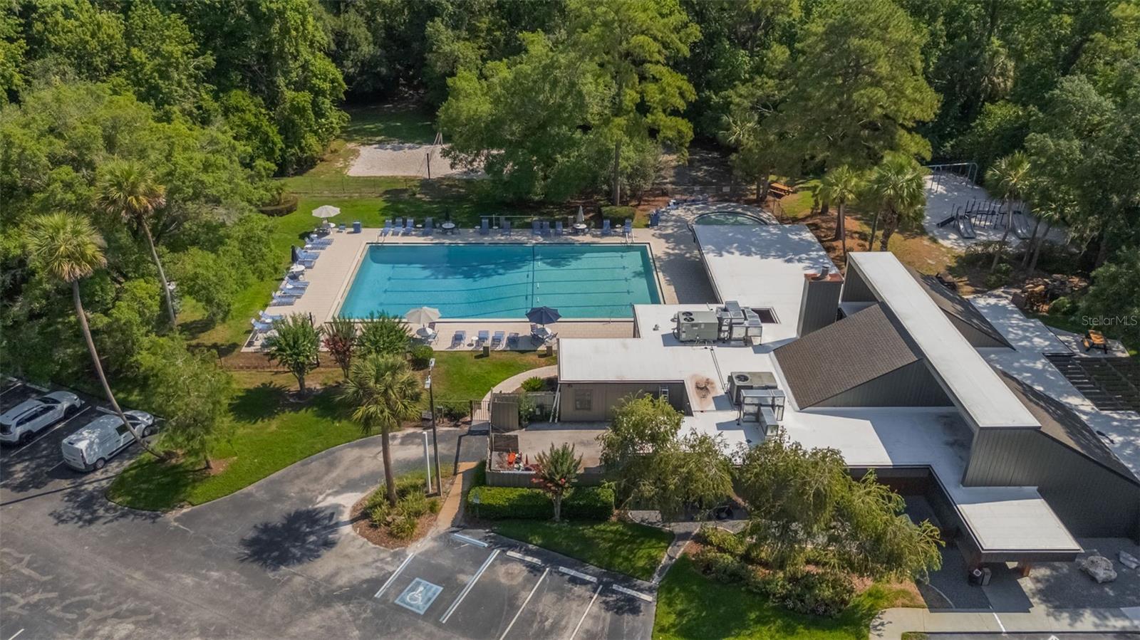 424 CLUB DR, WINTER SPRINGS, FL, 32708