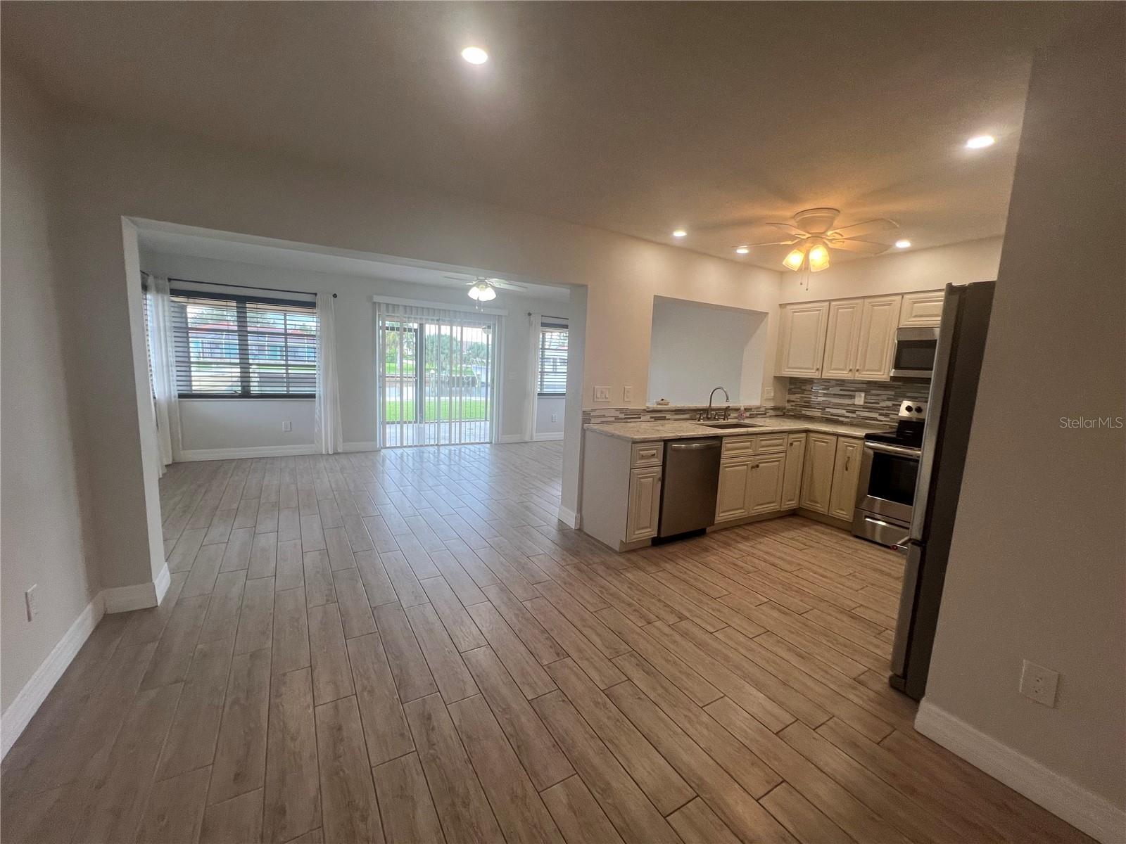 110 SINCLAIR ST SE, PORT CHARLOTTE, FL, 33952