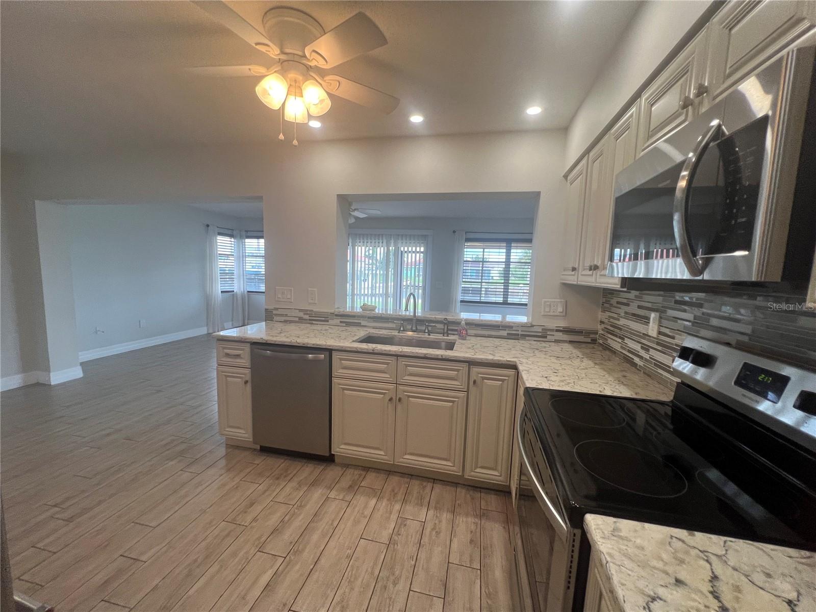 110 SINCLAIR ST SE, PORT CHARLOTTE, FL, 33952