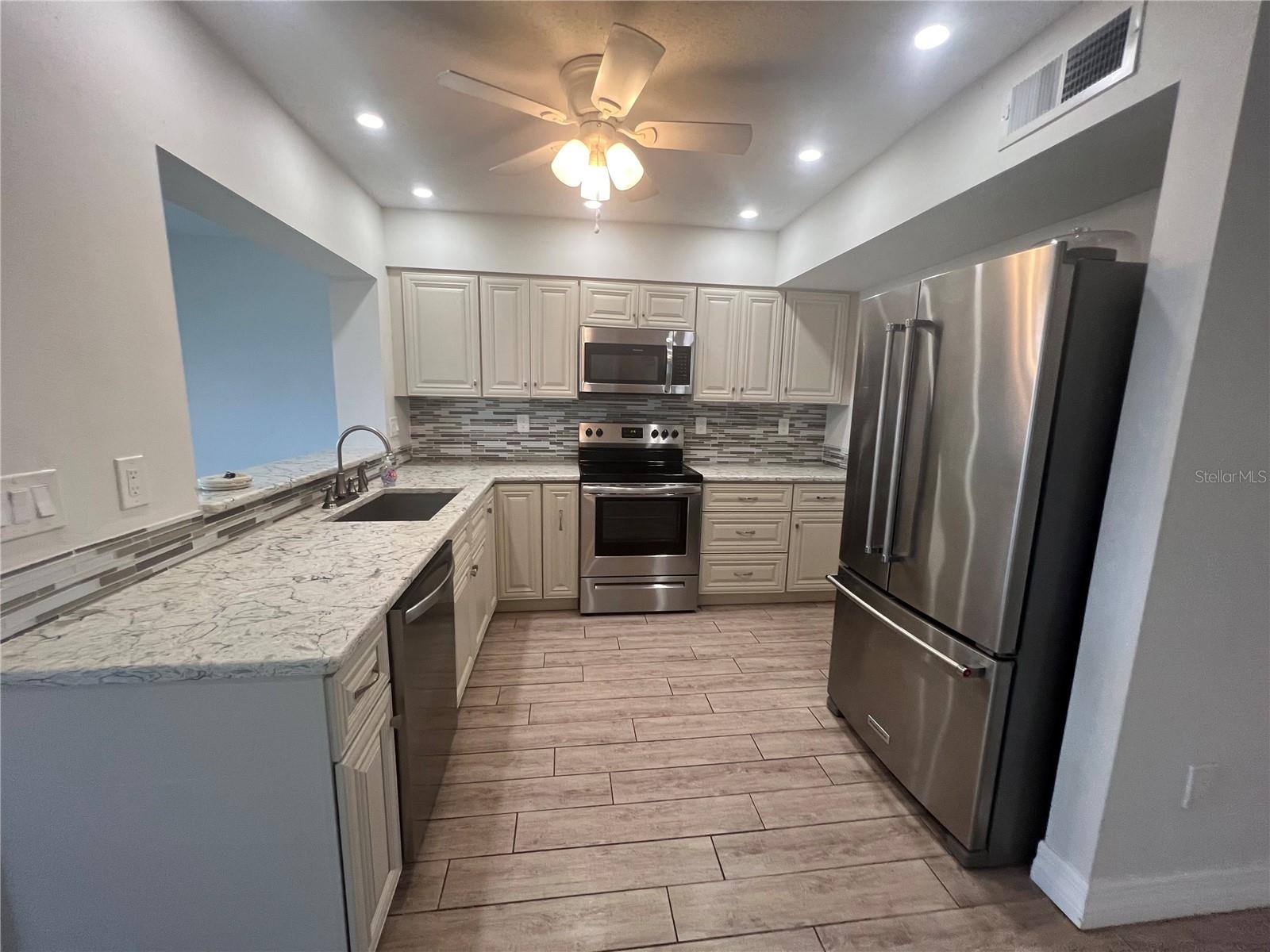 110 SINCLAIR ST SE, PORT CHARLOTTE, FL, 33952