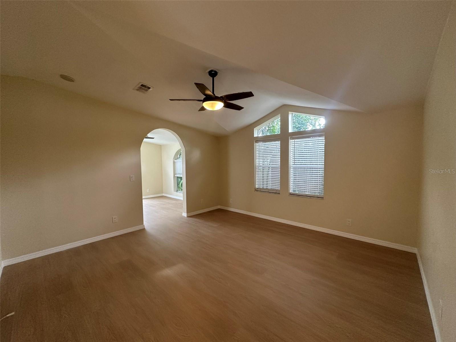 C7514132 Property Photo