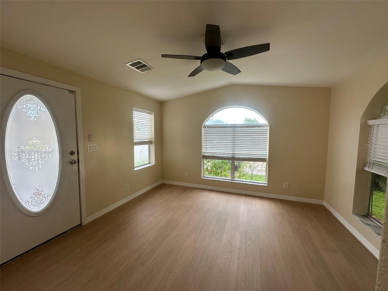 C7514132 Property Photo