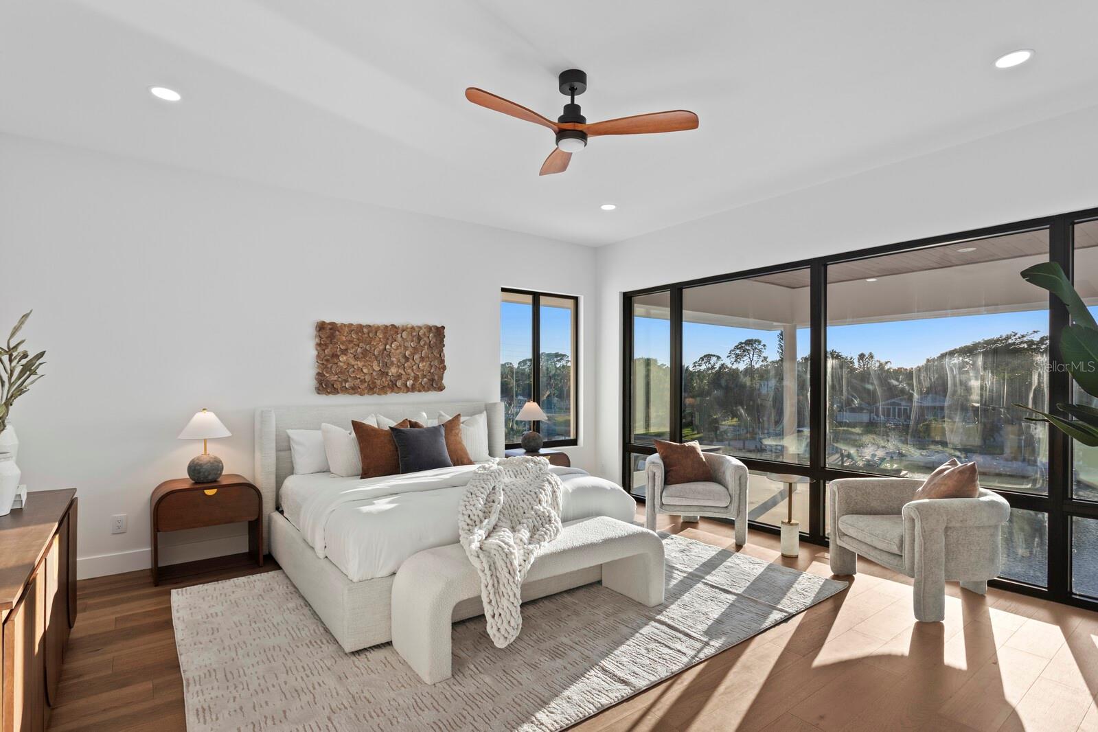 4441 POMPANO DR SE, ST PETERSBURG, FL, 33705