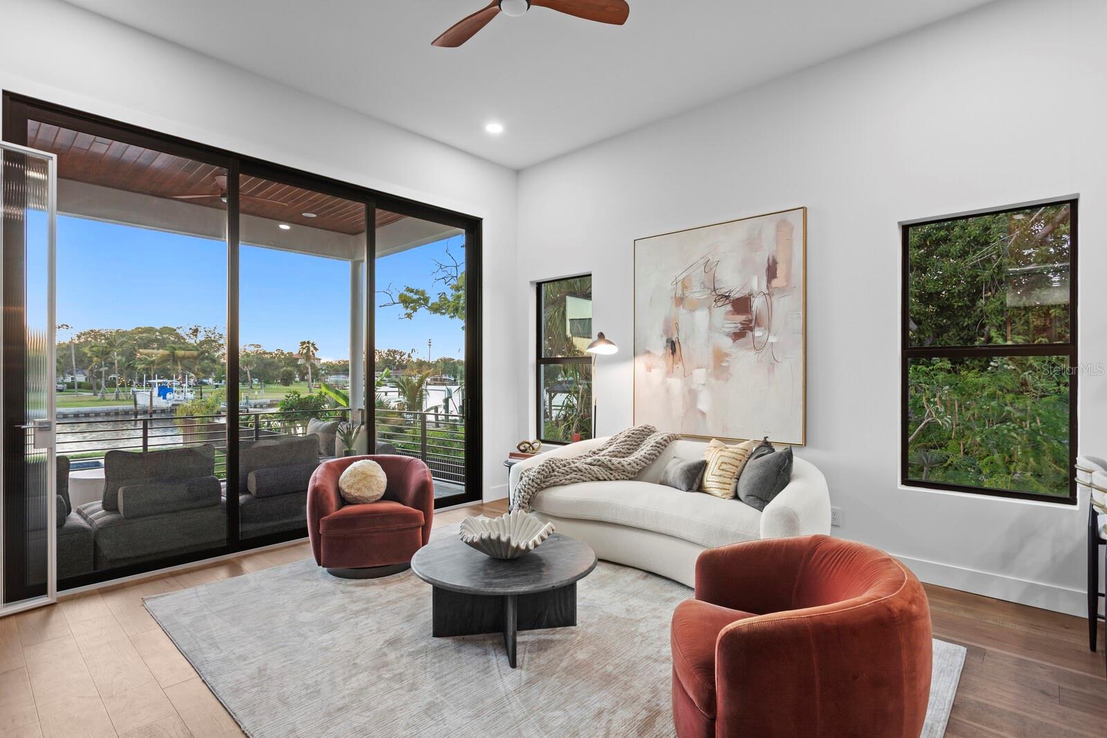 4441 POMPANO DR SE, ST PETERSBURG, FL, 33705