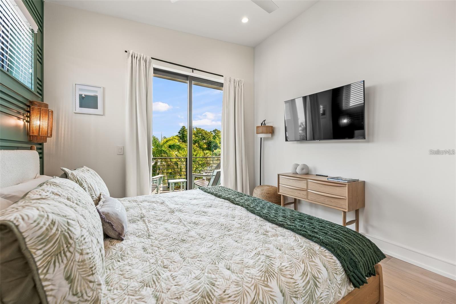 A4663380 Property Photo