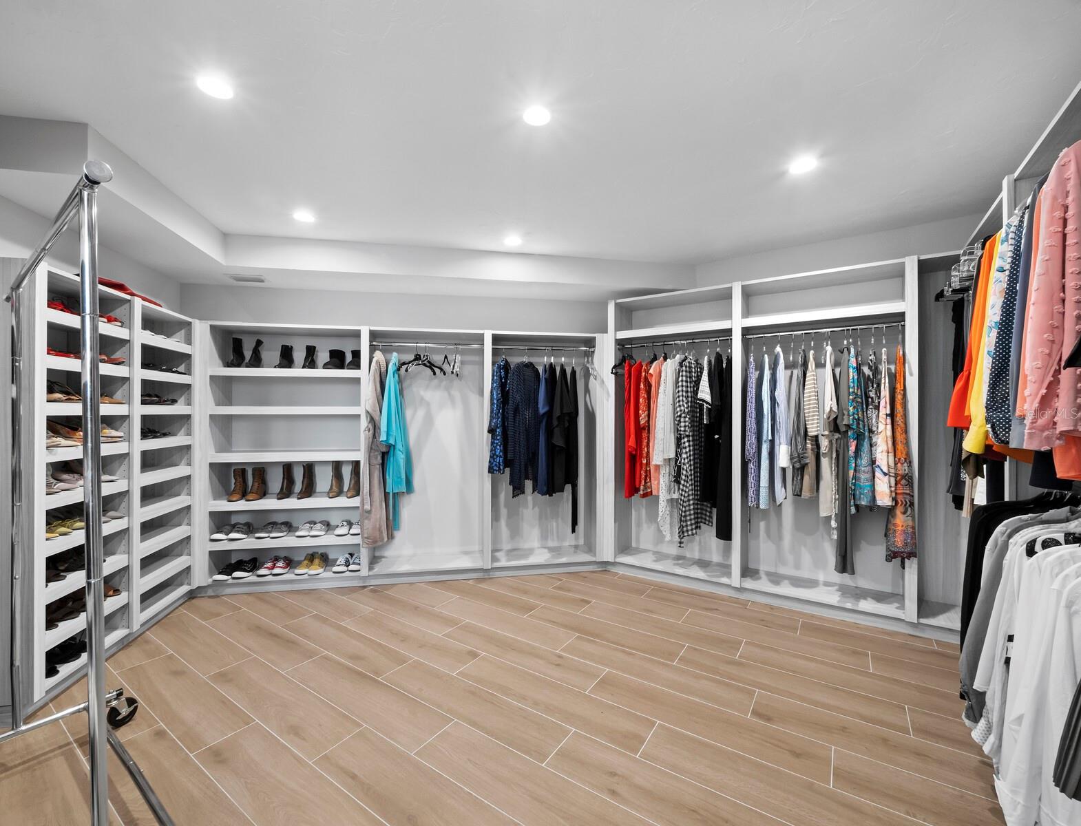 A4663390 Property Photo