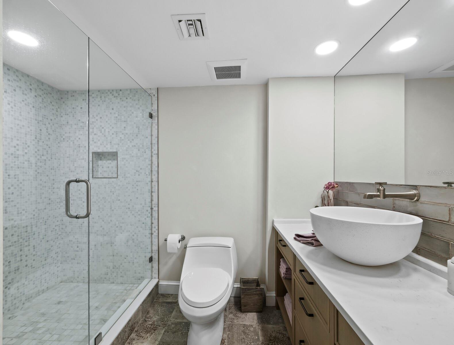 A4663390 Property Photo