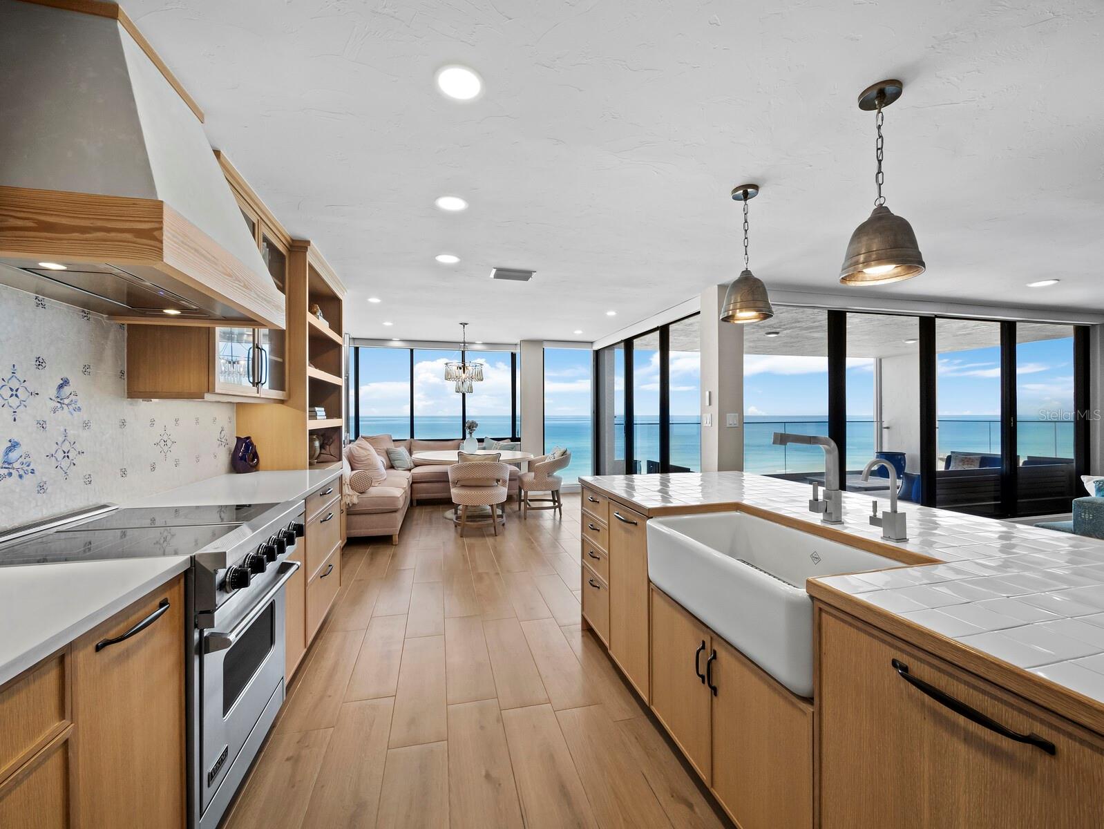 A4663390 Property Photo