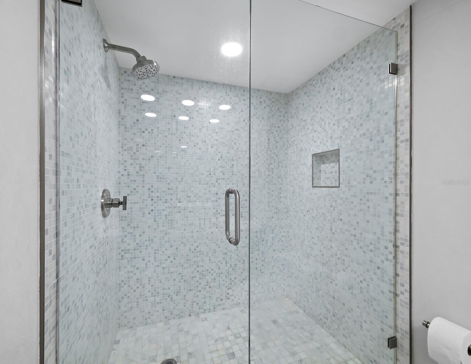 A4663390 Property Photo