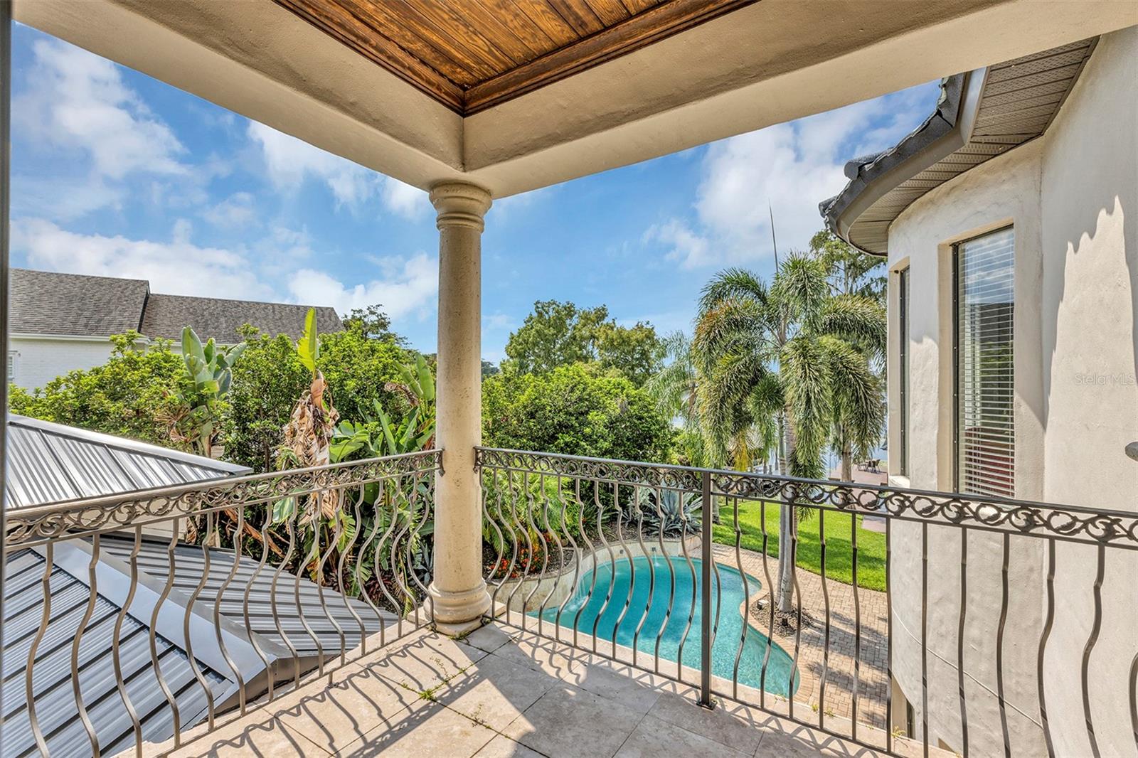 O6339472 Property Photo