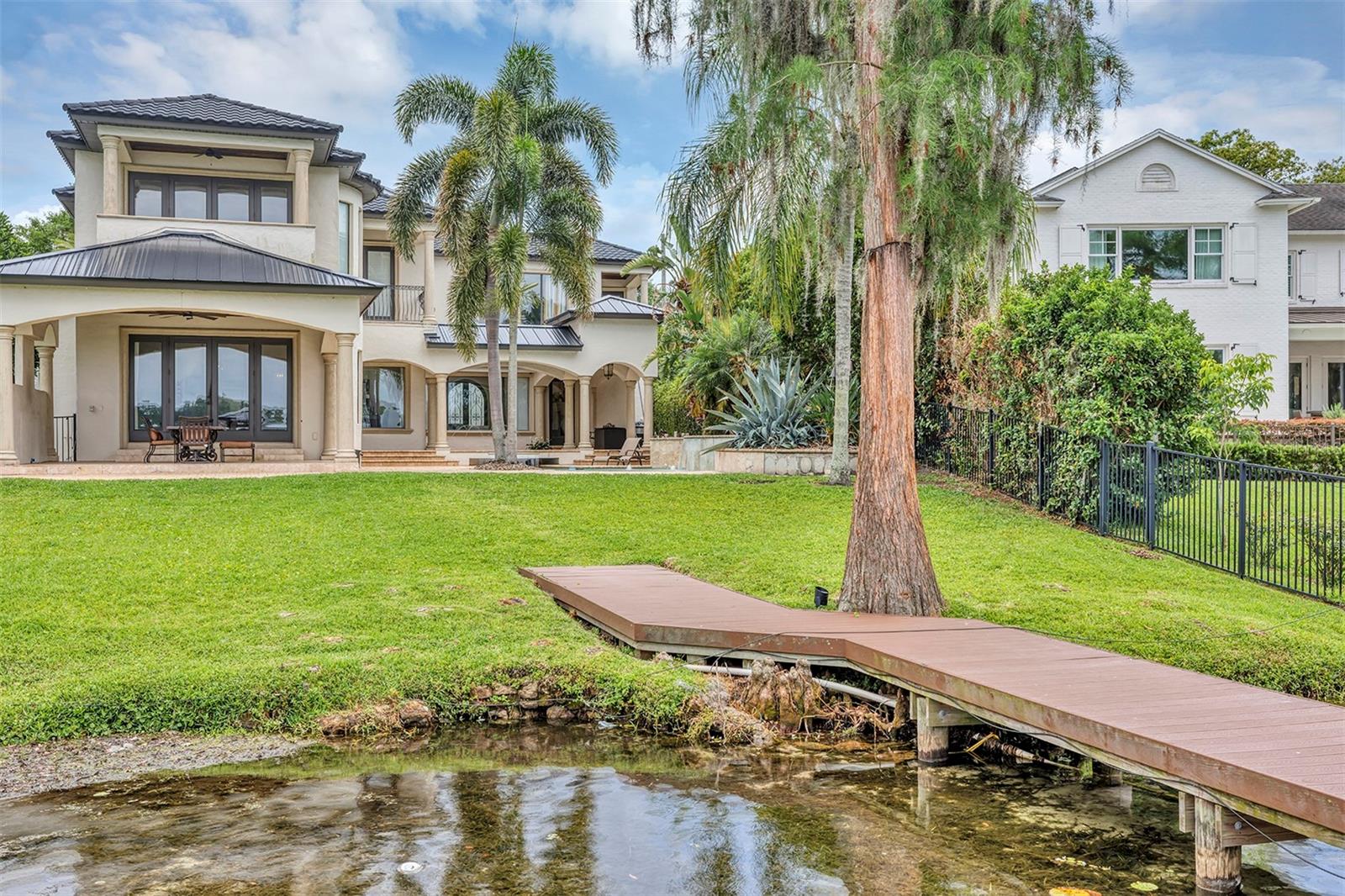 O6339472 Property Photo