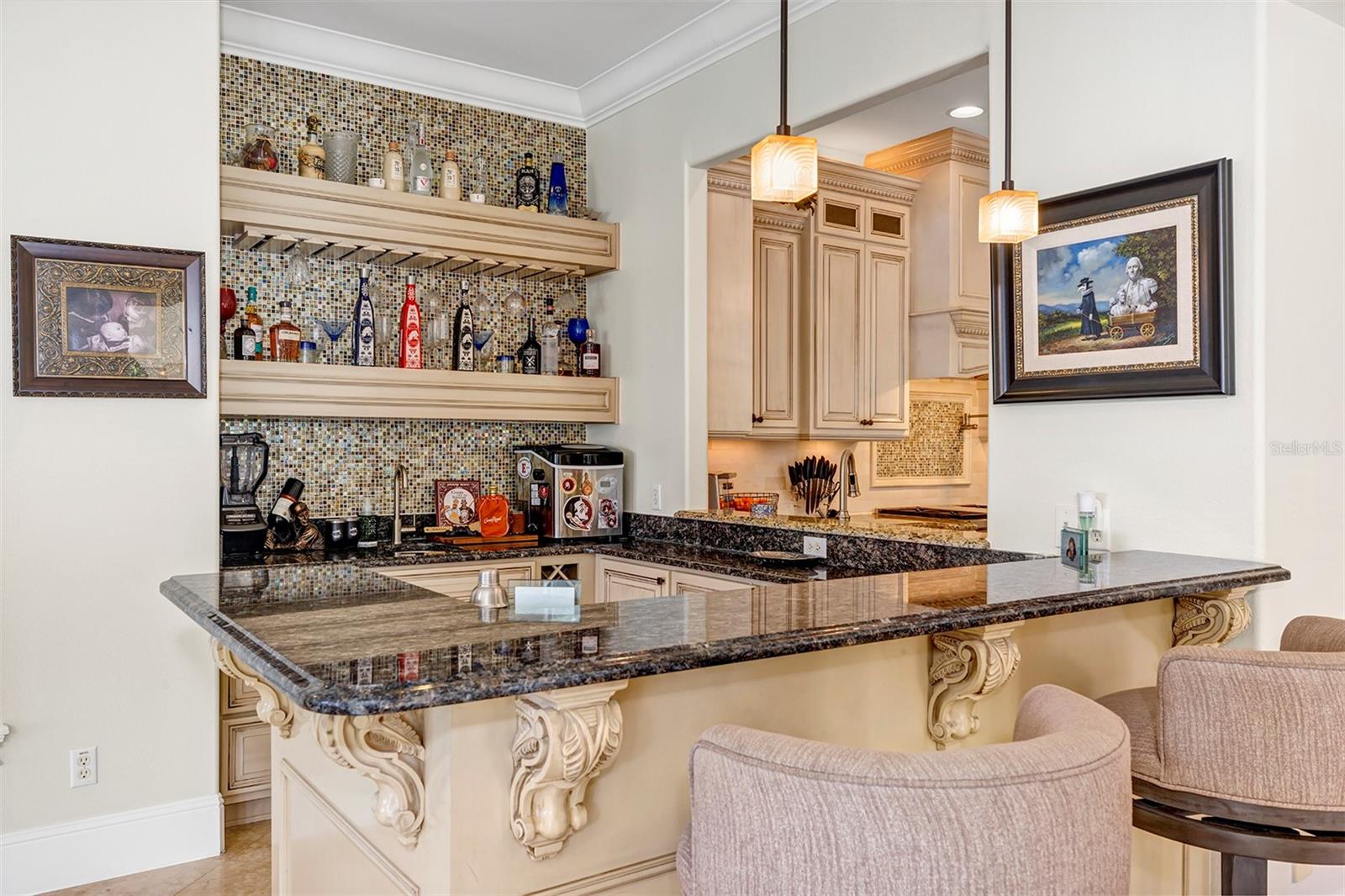 O6339472 Property Photo