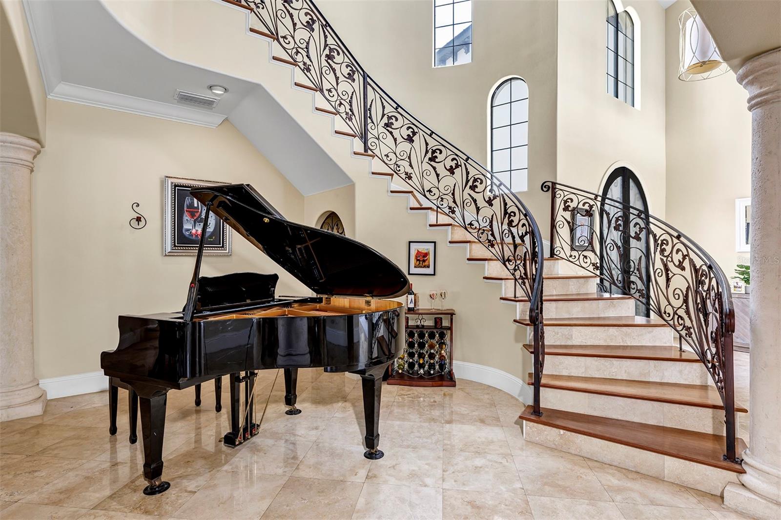 O6339472 Property Photo