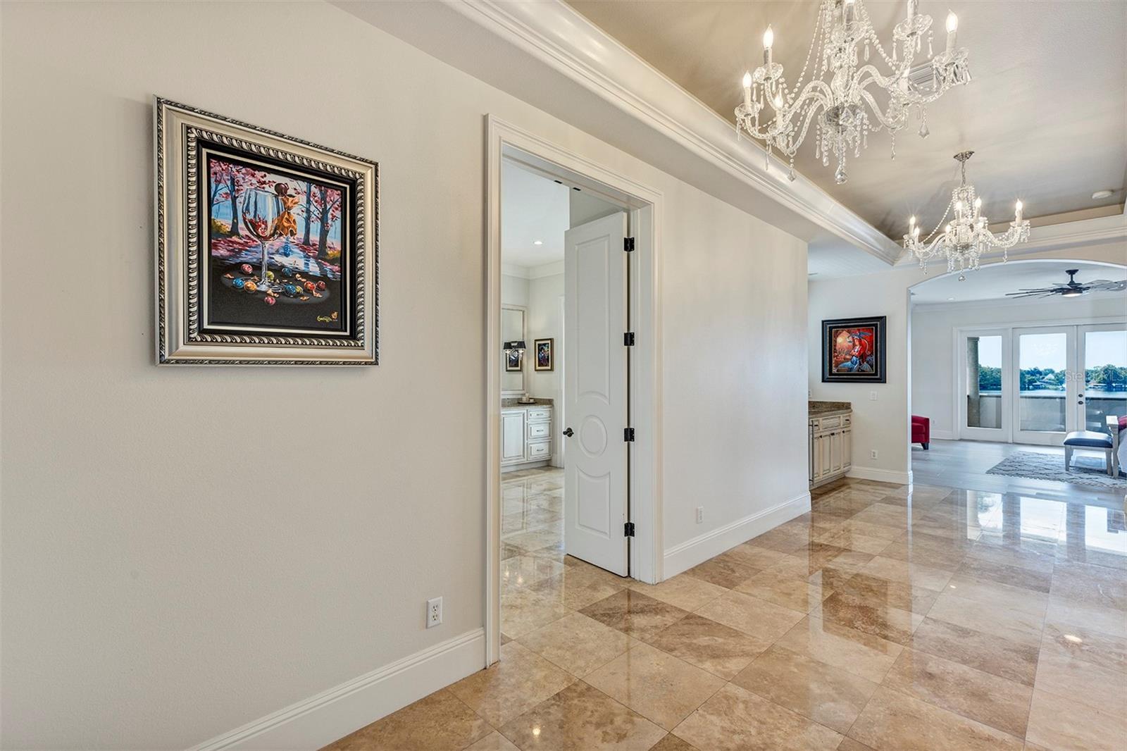 O6339472 Property Photo