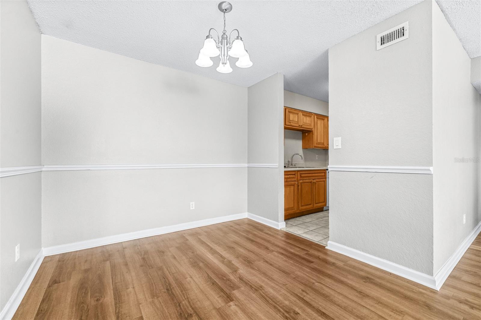 13287 ARBOR POINTE CIR #302, TAMPA, FL, 33617