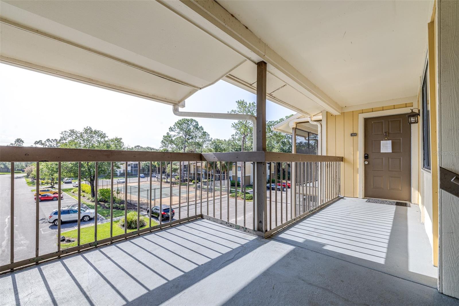 13287 ARBOR POINTE CIR #302, TAMPA, FL, 33617