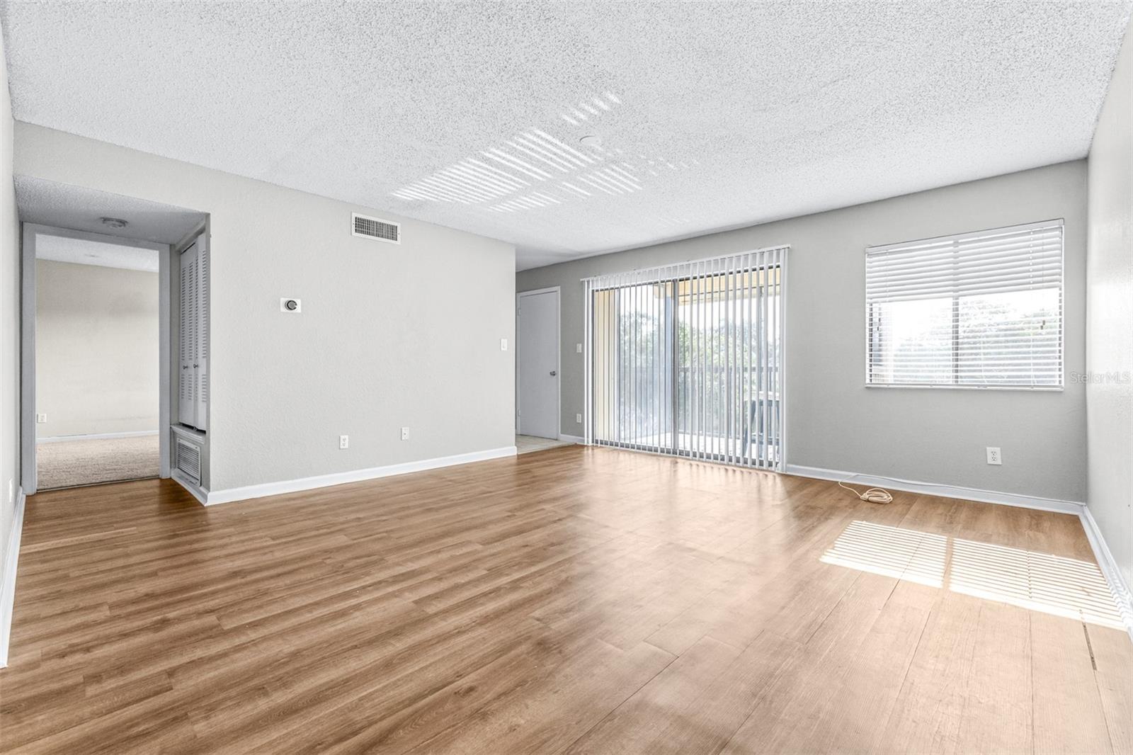 13287 ARBOR POINTE CIR #302, TAMPA, FL, 33617