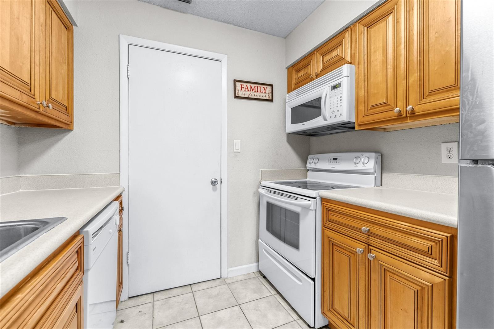 13287 ARBOR POINTE CIR #302, TAMPA, FL, 33617