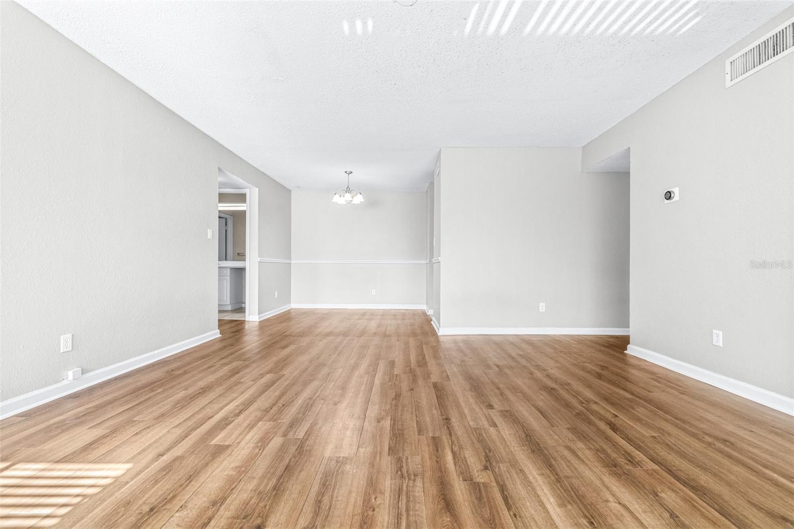 13287 ARBOR POINTE CIR #302, TAMPA, FL, 33617