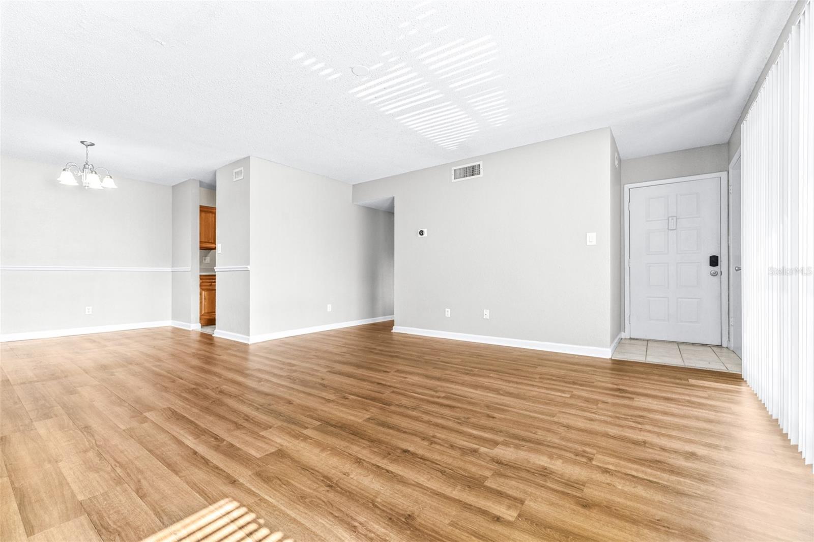 13287 ARBOR POINTE CIR #302, TAMPA, FL, 33617